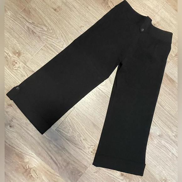 BEBE Y2K Vintage cropped pants. Size 2 - Picture 6 of 10